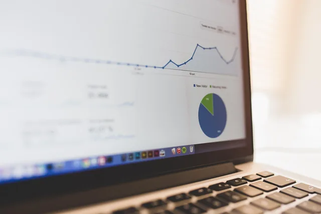 computer, summary, chart, business, seo, presentation, business presentation, screen, laptop screen, growth, notebook, laptop, digital notebook, computer, chart, business, business, seo, seo, seo, seo, seo, presentation, growth, growth, laptop. B2B email marketing tools: the features that matter and the ones that do not
